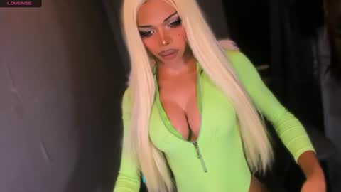 3Ellaine3 online show from August 4, 5:08 pm