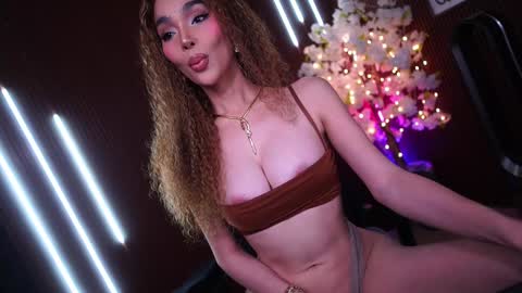 Anne online show from March 2, 2:17 am