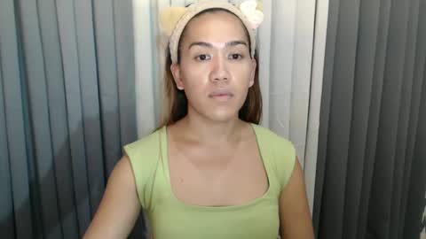 Snapshot of xhugejerkingtransx chatting on January 11, 9:36 am GWEN THOMPSON .......   online show from January 11, 9:36 am