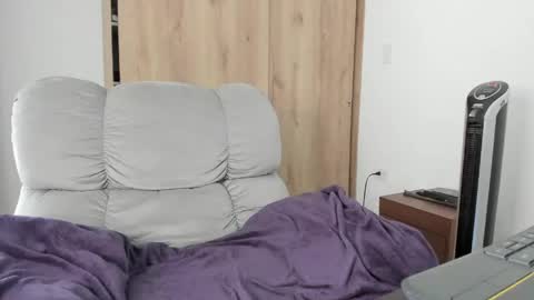 Hellen Sofia instagram hellen5546 online show from April 10, 7:30 pm