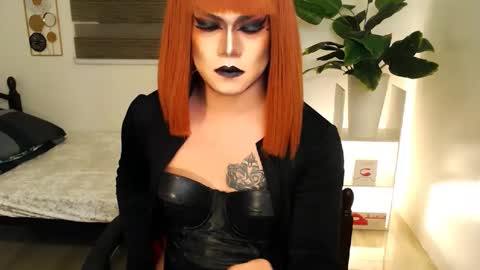 QueenMarina online show from March 27, 6:05 am