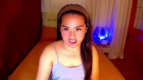 Allisonn Hensly online show from September 30, 6:08 pm