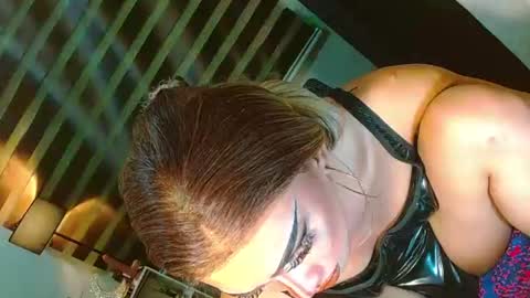 miss yasii online show from June 26, 12:53 pm