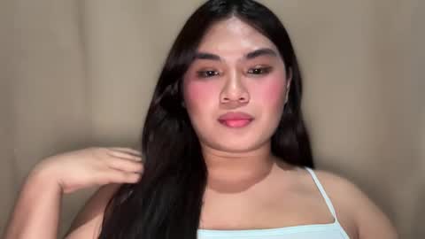 yllana love online show from December 24, 10:39 pm