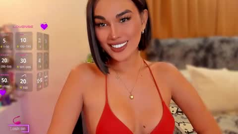 Miss Larah online show from February 5, 8:08 am