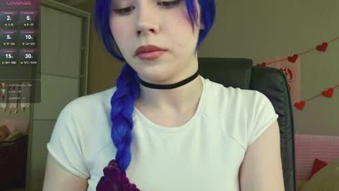 Alice online show from June 2, 12:07 pm