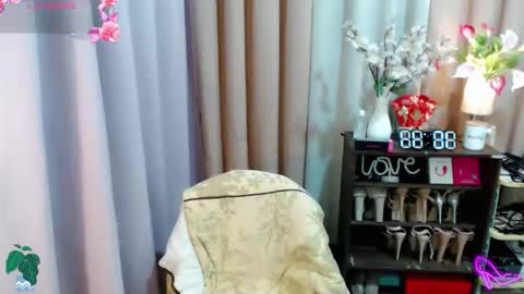 Hi its me Yna online show from February 27, 2:12 pm