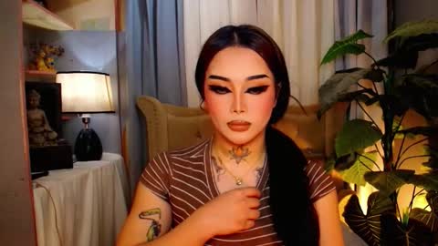 kim online show from November 16, 10:14 am