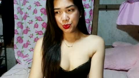 yourhot_baby online show from August 3, 1:17 pm