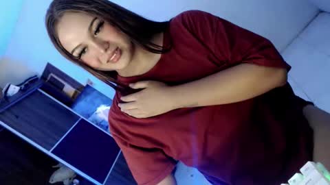 Snapshot of yourlovingpearl chatting on October 7, 4:24 am PEARL online show from October 7, 4:24 am