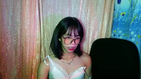 scarlet online show from May 19, 5:20 pm