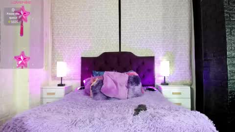 Zamara Kleii online show from November 12, 6:03 am