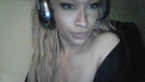 ZYA online show from February 28, 10:49 pm