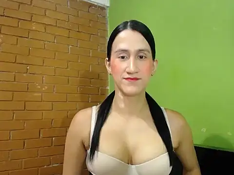 Snapshot of Magdalenaxxx chatting on October 23, 10:03 pm Magdalenaxxx online show from October 23, 10:03 pm