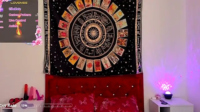 luna del rey  online show from September 13, 5:41 pm