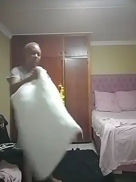 ShooingBunch online show from March 11, 11:25 am