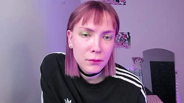 dollmore online show from February 18, 9:55 pm