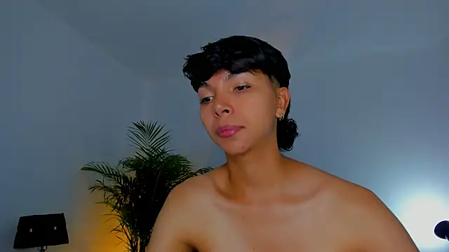 xhenisa  online show from September 25, 2:40 am