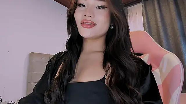 Snapshot of Keendall__ chatting on October 15, 2:39 pm Keendall   online show from October 15, 2:39 pm