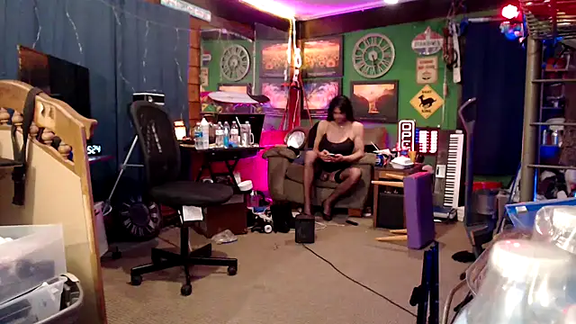 Snapshot of Brooke-lynn chatting on January 19, 10:28 pm Brooke-lynn online show from January 19, 10:28 pm