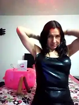 Cameron puppy online show from October 29, 6:33 am