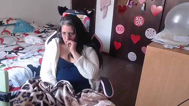 LucifernandaSw online show from March 1, 4:35 pm