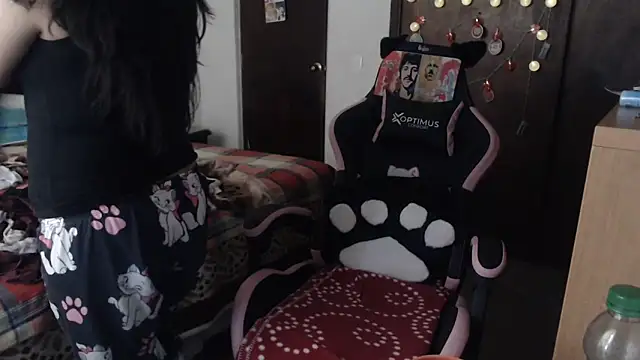 LucifernandaSw online show from April 1, 2:36 pm