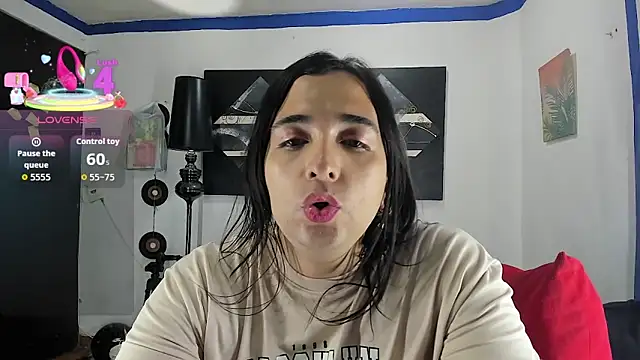 SARAMISHA online show from January 10, 1:39 pm