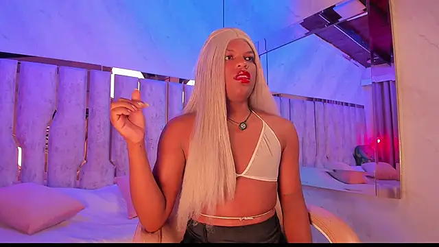 ari monet online show from October 13, 11:55 am