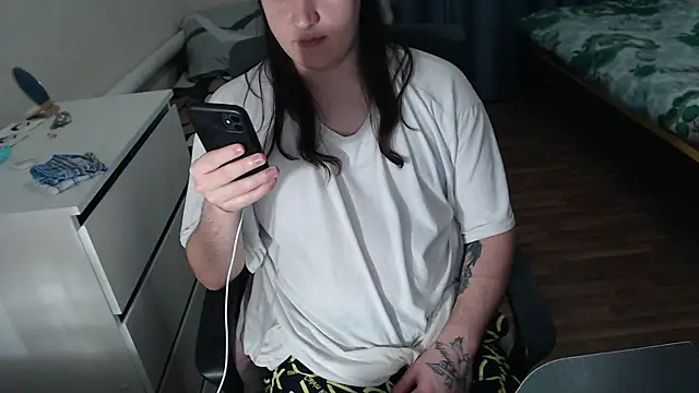 EvaMiron online show from November 22, 4:42 pm