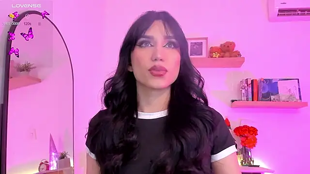 rose saenz online show from December 18, 10:13 pm