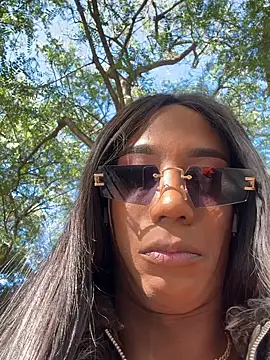 tamarabigass1 online show from February 6, 11:27 am