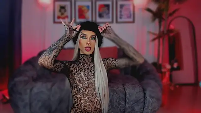 Taylor  foxxx online show from September 26, 4:53 am