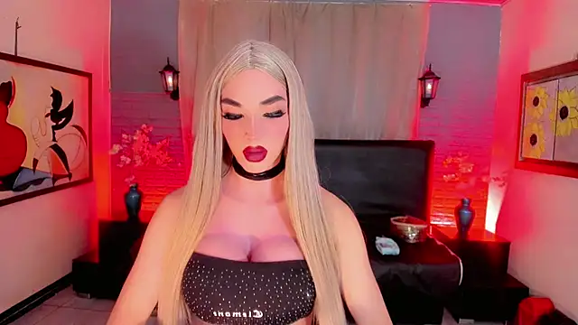 Victoria Kastelo online show from March 18, 7:35 pm