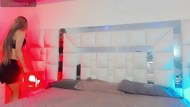 Victoria Kastelo online show from April 18, 8:53 pm