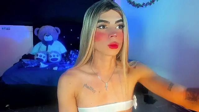 rosedewitt online show from February 9, 8:11 am