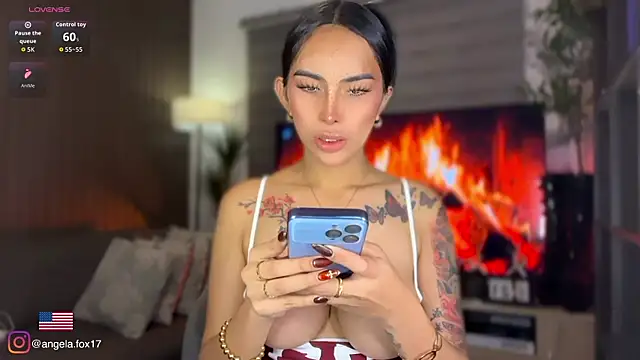 Angela foxx online show from July 25, 9:35 pm