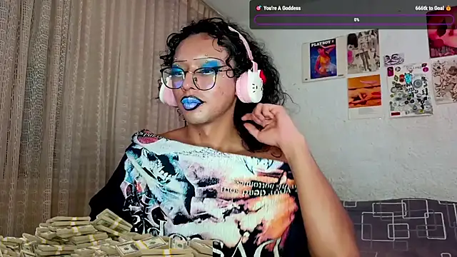Snapshot of angelsdustxxx chatting on March 6, 2:58 pm angelsdustxxx online show from March 6, 2:58 pm