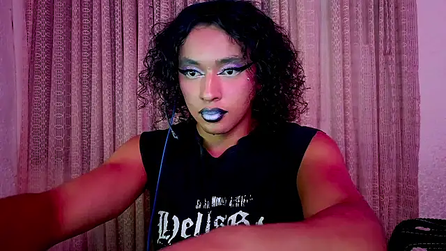 Snapshot of angelsdustxxx chatting on September 24, 6:08 am angelsdustxxx online show from September 24, 6:08 am