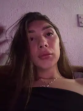 NICOLSKINNY1 online show from April 13, 8:35 pm