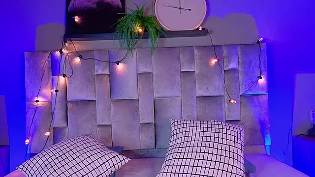 nahomi campbell online show from October 25, 7:53 pm