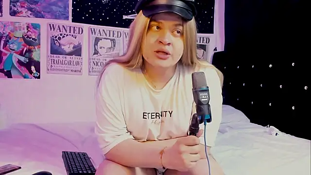 Maryan x online show from March 2, 8:38 am