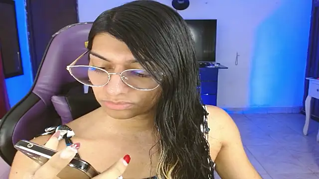 engielphoenis14 online show from January 13, 12:07 am