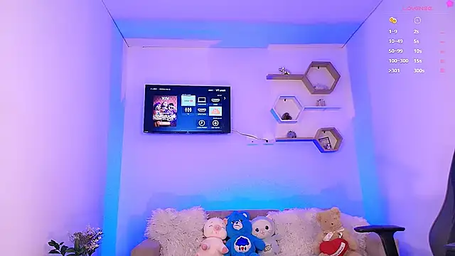 Vianca Chanel online show from February 24, 11:09 pm