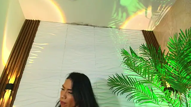 kimberly Gonzalez1 online show from November 12, 8:52 pm