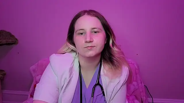 Glitch Witch online show from April 23, 12:40 am