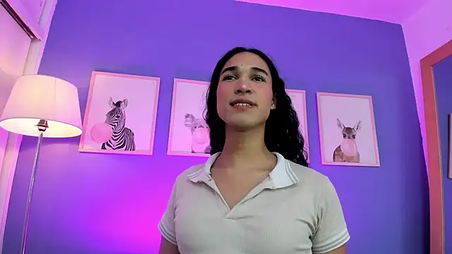 Bella Romero online show from December 5, 8:06 pm