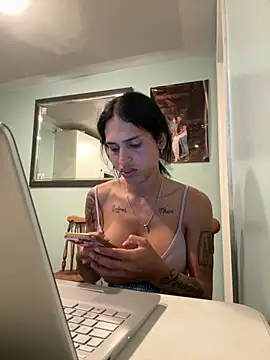 catriona pia online show from October 23, 8:35 pm