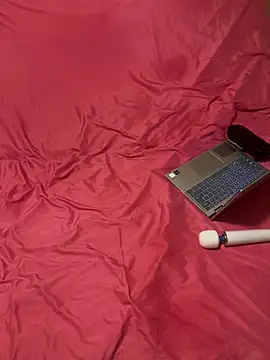 TSPornStarDancer online show from March 23, 3:21 am