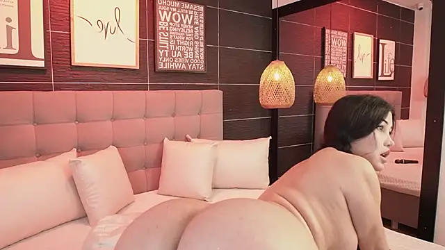 Bella TS  online show from April 17, 11:17 pm